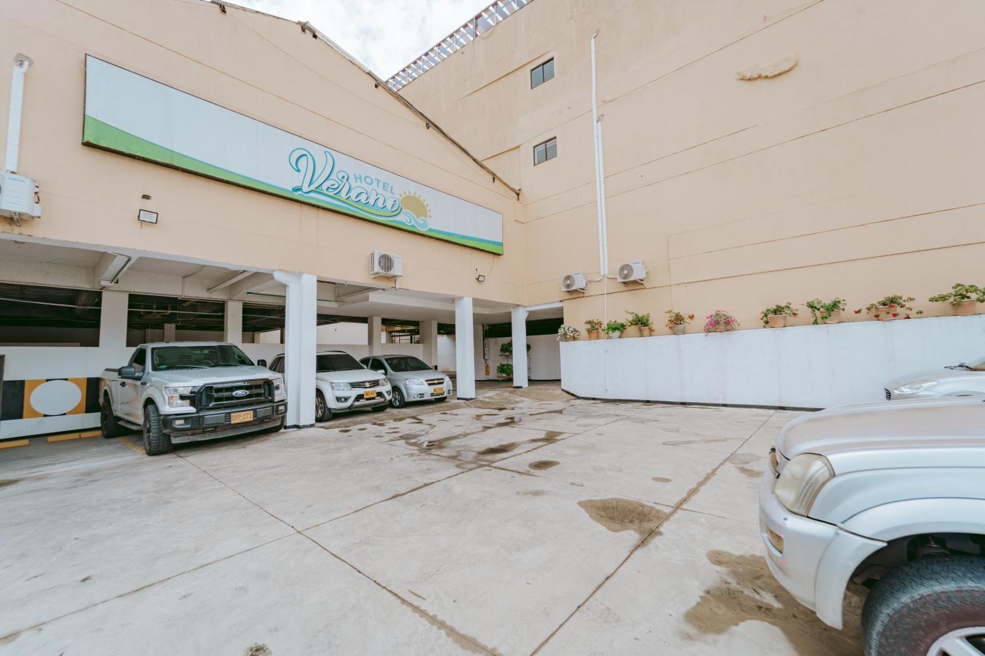 Hotel Verano Ibague Ngoại thất bức ảnh